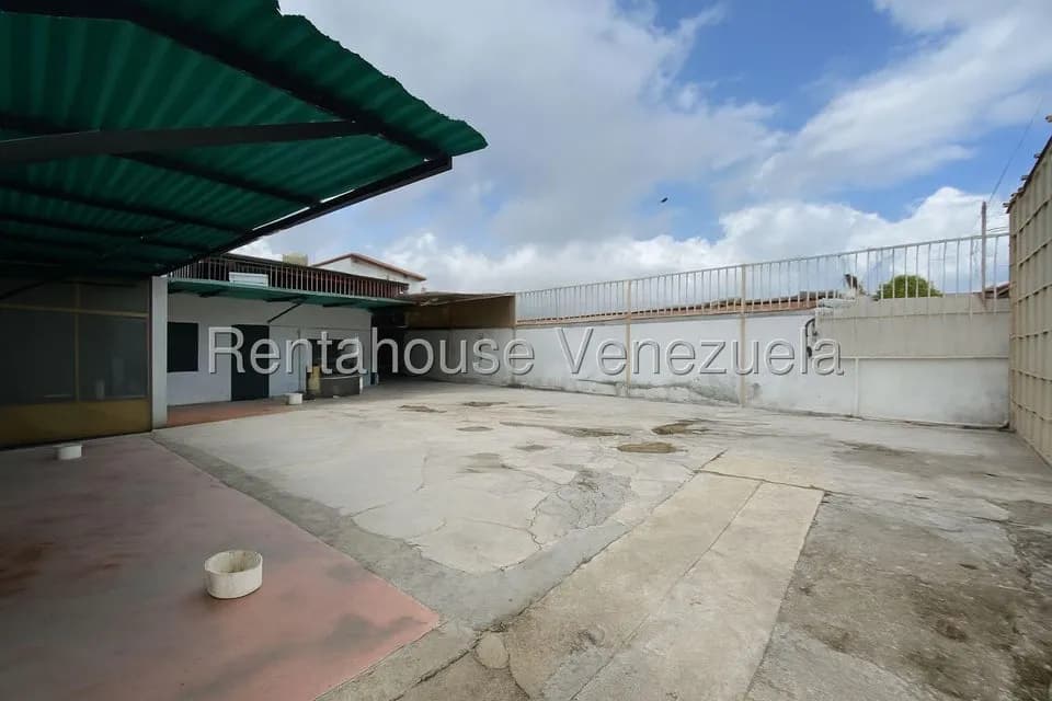 Comercial (Local Comercial) en Alquiler en Zona Oeste, Lara
