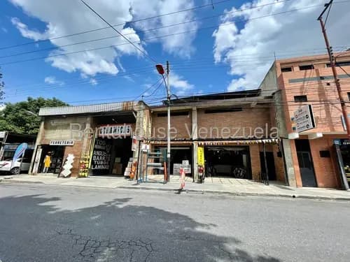 Negocio En Alquiler En La Av Sucre Maracay 26-2039 Irrr