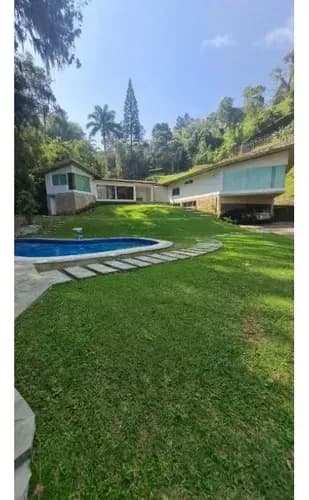 Vendo Casa 850m2 Alto Hatillo 4412