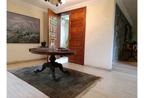 Vendo Casa C/ Jardin 435m2 Alta Florida 2528