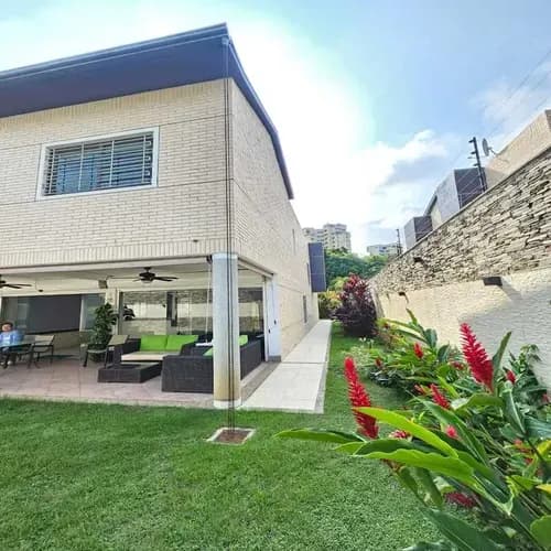 Townhouse En El Bosque. Inth-257