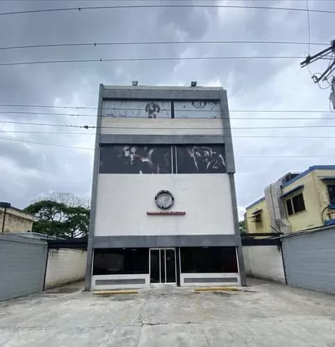 (gb989) En Venta Edificio Comercial En Av. Bolivar