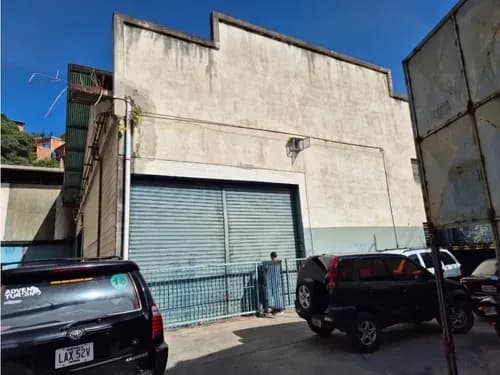 Galpón De 2.000 M² En Antímano, Urb. Ind. Carapa Ic