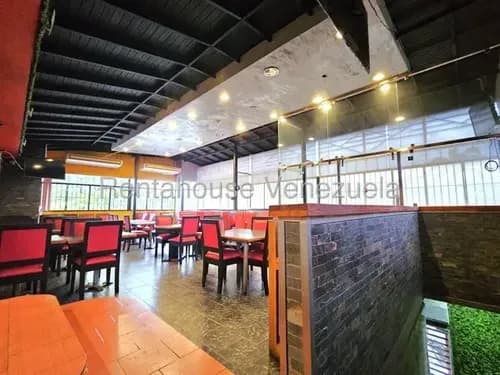 Daniela Linarez Alquila Moderno Y Atractivo Local Destinado Al Rubro De Tasca-restaurante Con Mobiliario, Planta Eléctrica, 2 Baños, Área De Cocina, Ubicado En Las Mercedes Cabudare