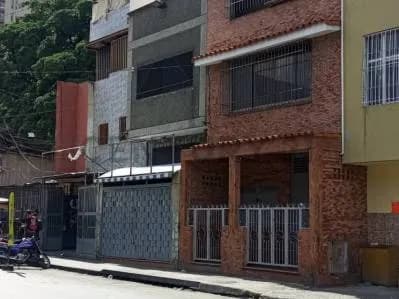Local comercial en venta en Catia (FM)