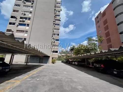 Ea Apartamento En Alquiler Urb. Santa Fe Sur, Caracas Yf 26-19088