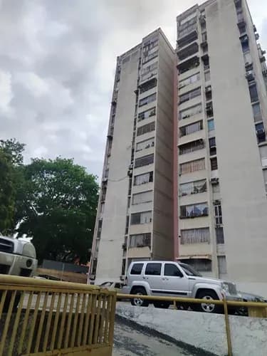 Angelica Rivas Vende Apartamento En Residencias Andrés Eloy, Urb. Los Nísperos. Valencia Vzla