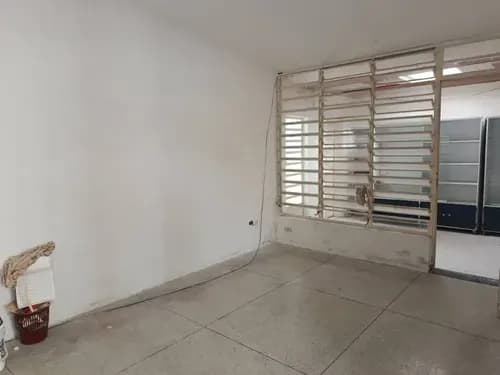 Charlotte Ofrece En Venta Casa Con Local Comercial En Av. Principal Trigal Norte (solo Clientes) Ar-ind