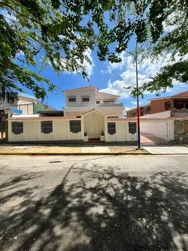 Yia Alquilo Amplia Casa En Prebo Ii