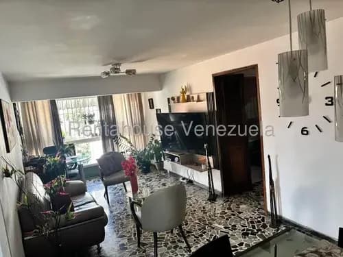 Jg Cod Flex 26-15143 Se Vende Bello Y Actualizado Apartamento En Los Caobos Negociable