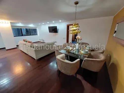 Apartamento En Altamira 2rec/2baños/1pe Cod.: Np26-16957