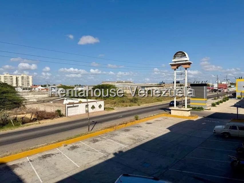 Comercial (Local Comercial) en Alquiler en Punto Fijo, Falcon