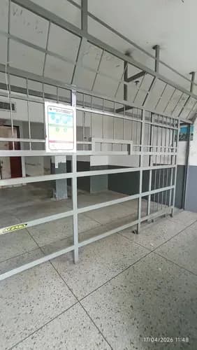 Mr Casa De Esquina 540 M2 Con Excelente Ubicación Comercial Av. Bolívar Valencia 325066