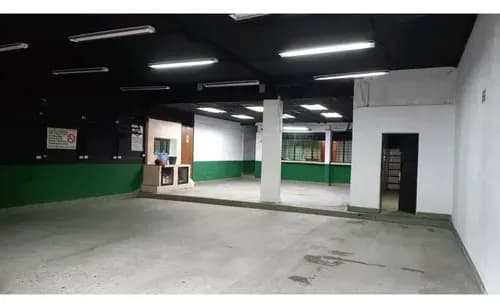 Local En Alquiler Av. Michelena Valencia Mml - 9546739