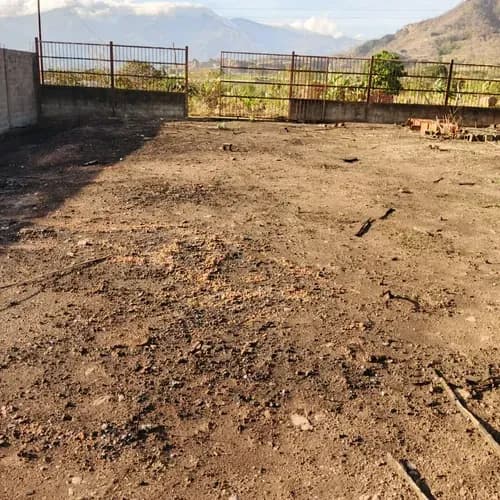 Venta De Casa Con Terreno En Obra Gris Cercada Con Pared Perimetral Y Portón En Valencia Estado Carabobo San Diego Cristyks