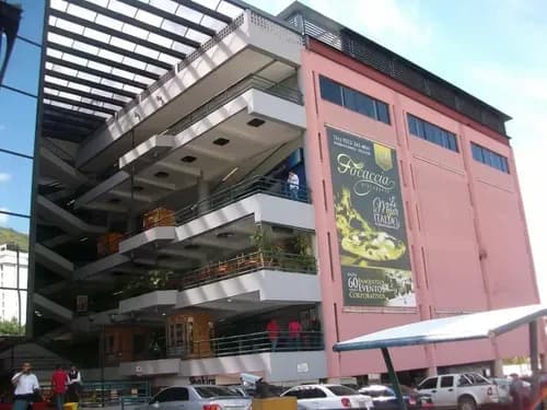 En Venta Local Comercial En El Cc Parque Avila