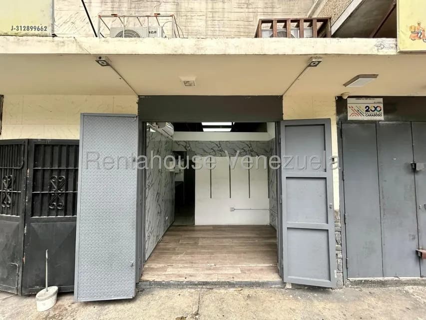Comercial (Local Comercial) en Alquiler en El Paraiso, Distrito Metropolitano