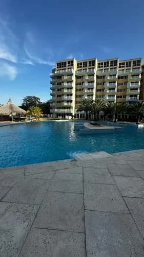 Apartamentos/ Venta/ Higuerote/ Desde 75m2 Hasta 250m2 Precio Por M2 900$