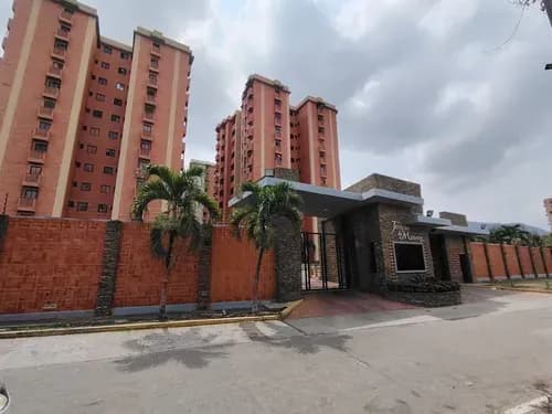Se Vende Apartamento En Mañongo Terrazas De Mañongo 82 Mts Planta Baja 03 Habitaciones 02 Baños 02 Puestos De Estacionamiento Cocina Empotrada Plus 04 Aires Acondicionados Tanque De Ag