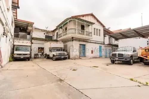 Casa En Venta 23-6268 En La Florida
