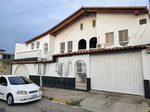 Casa En Venta En Santa Teresa Lh