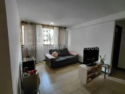 Apartamento Con Alto Potencial Guaicay 26-18061