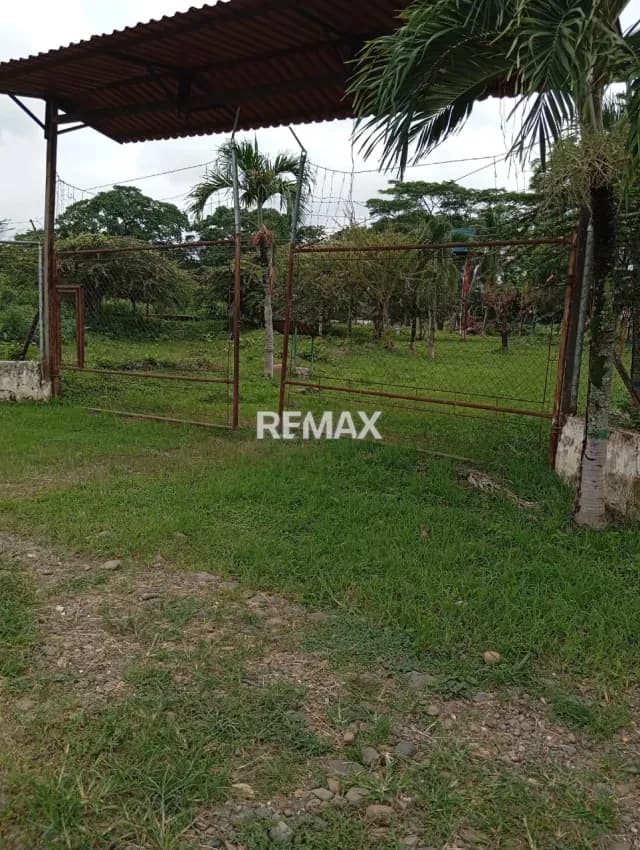 En Venta Parcela ubicada en Guanare, Suruguapo Asentamiento Media Luna, Sector Los Alambres, Guanare, Portuguesa, Venezuela