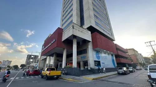 Ad, Oficina En Alquiler Torre Principal Av. Bolivar Valencia
