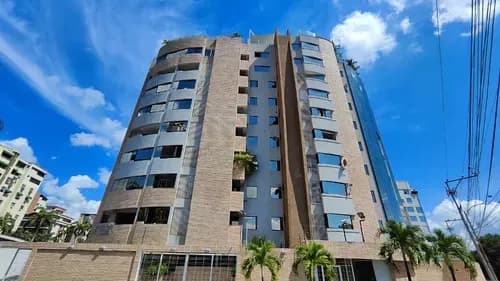 Apartamento En Venta En San Isidro 25-13556