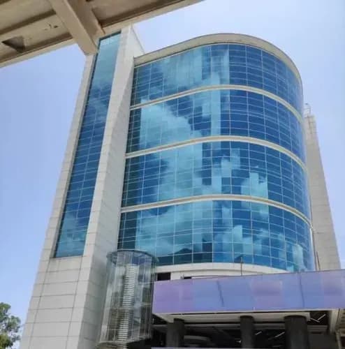 Alquiler De Local Comercial En La Urbina