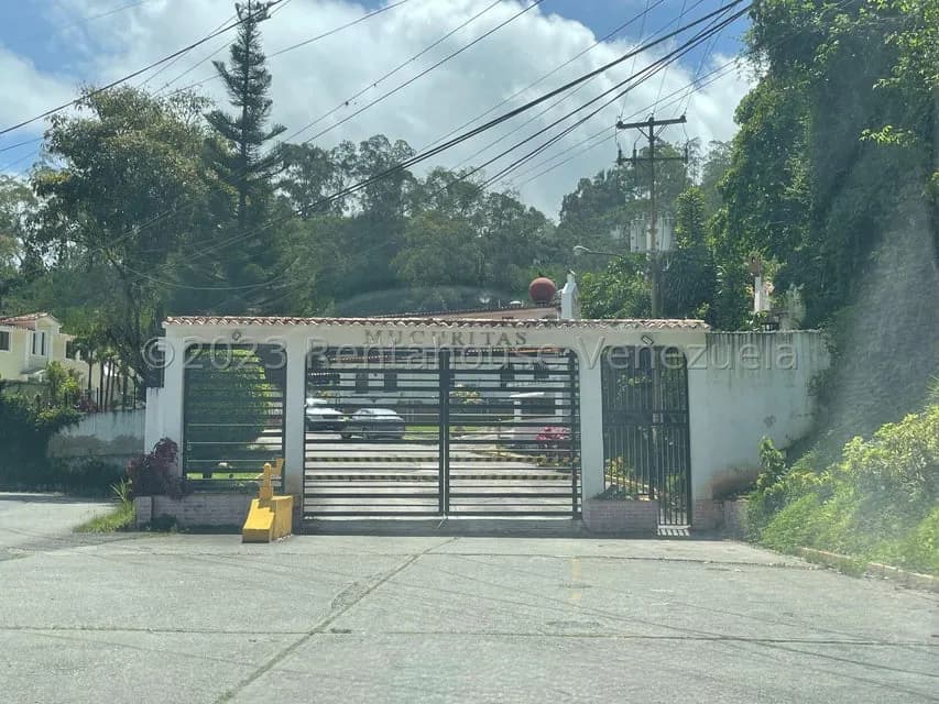 Casa en venta - $100k