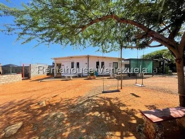 Comercial (Local Comercial) en Venta en Pueblo Nuevo, Falcon