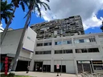 Venta De Local Comercial C.c Los Chaguaramos. Of