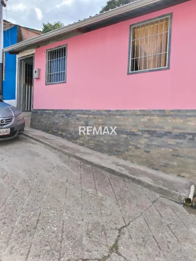 VENTA DE CASA EN SANTA EDUVIGES