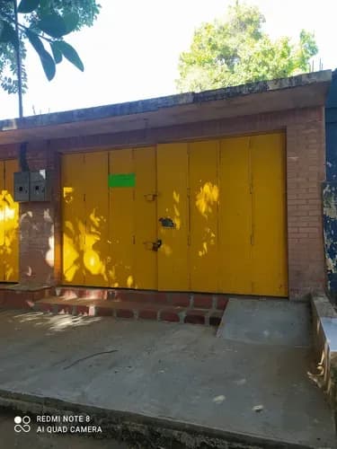 Locales En Venta En Valencia. Entre Av Michelena. Zona Repuestera.solo Clientes
