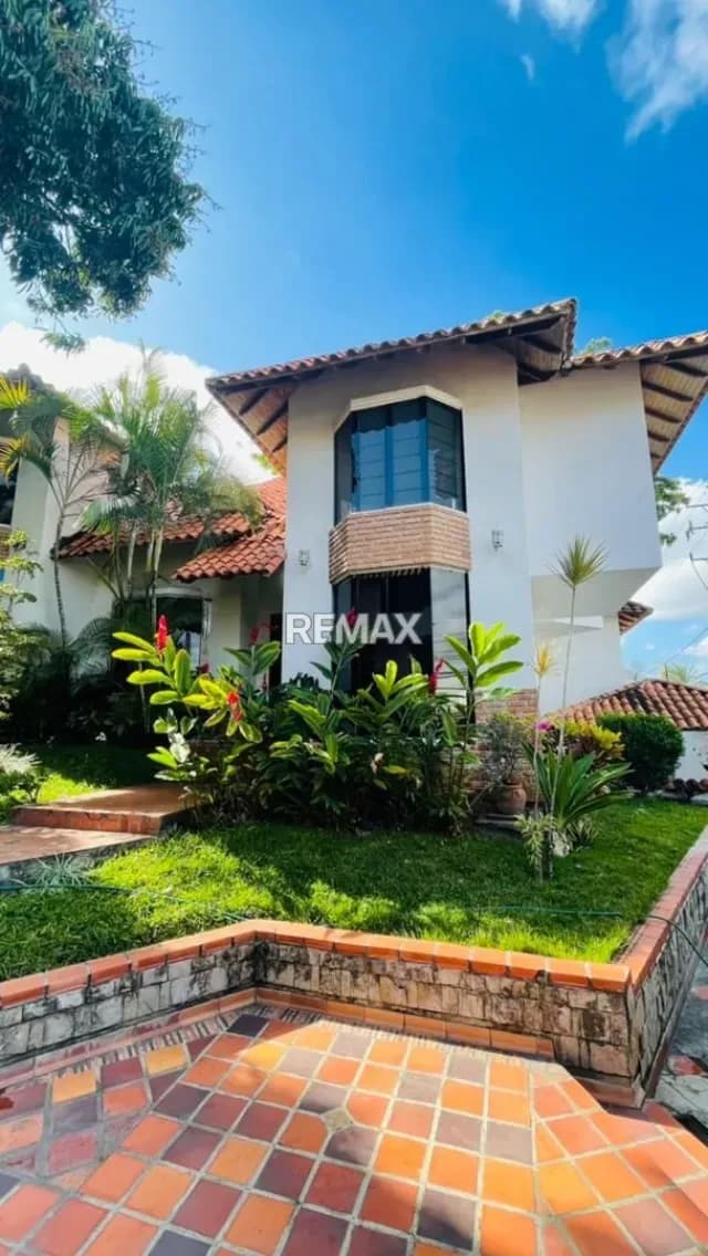 Exquisito Townhouse Residencia El Viñedo
