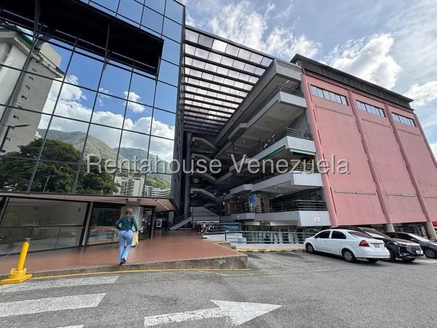 Comercial (Local Comercial) en Alquiler en Terrazas del Avila, Distrito Metropolitano