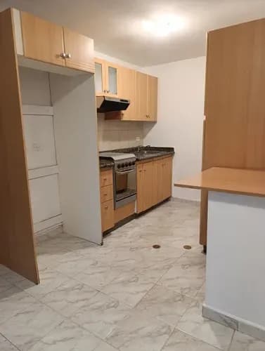 Marisela Correa Alquila Apartamento En Residencias Santa Ana, Urb. Agua Blanca, Valencia