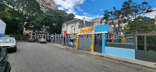 Cf // Excelente Local Que Se Adapta A Cualquier Tipo De Negocio. Ubicado En La Planta Alta De La Casa, En El Paraiso En Alquiler // Mls #26-14620