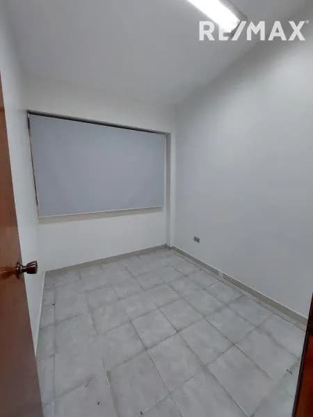 En alquiler oficina en el Centro Empresarial Las Cascadas