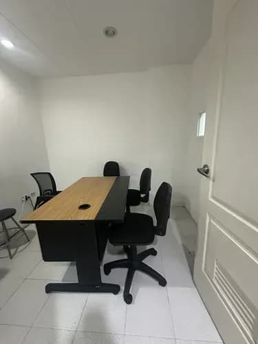 Venta Oficina En Cc Camoruco