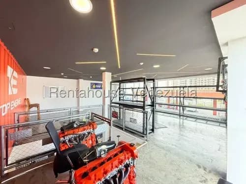 Alquiler Local De 156 M2 Con Estilo Industrial Y Acabados De Lujo En El Este De Barquisimeto,lara Rc