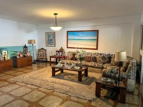 Te Lo Tengo Casa En Venta En Colinas De Bello Monte Mls #25-24976 Leslie Cog