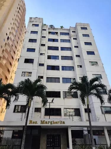 Mc Vende Apartamento En Urb. Las Chimeneas. Conjunto Residencial Privado - Ela-357