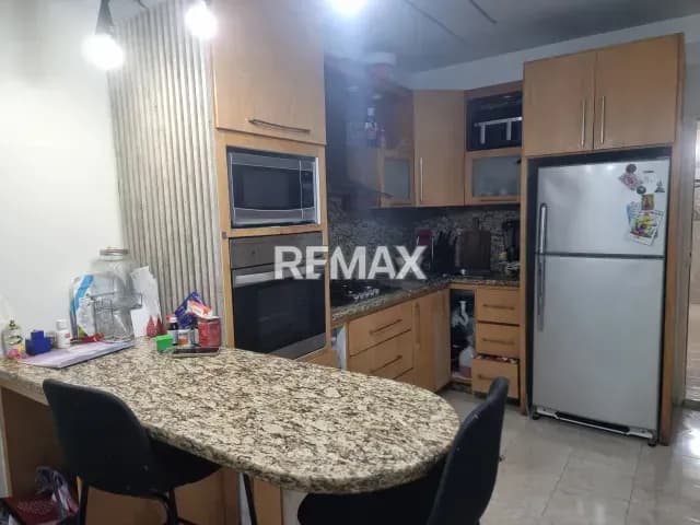 EN VENTA HERMOSA CASA UBICADA EN LA URBANIZACIÓN LLANO ALTO