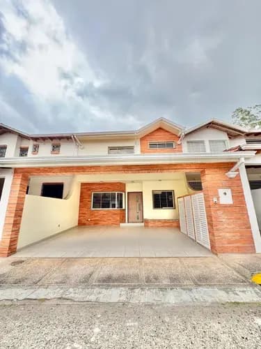 Venta Quinta Terrazas De Pirineos - San Cristóbal