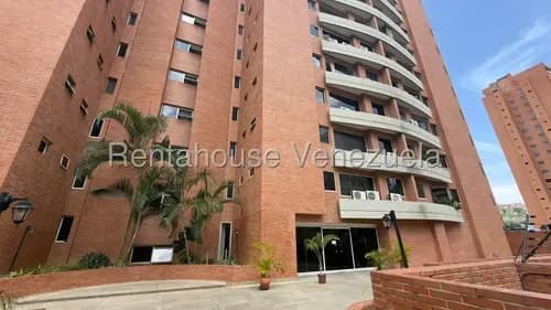 Apartamento En Alquiler Urb. Santa Monica. 26-20411 Neyla Cedeño