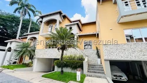 Casa Townhouse En Venta Urbanismo Privado Cantarrana Las Delicias Todos Los Servicios Estef 26-10782
