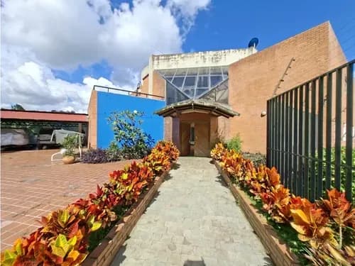 Venta Casa Urb. Monte Elena 10.000mts Terreno 500 Mts Construccion