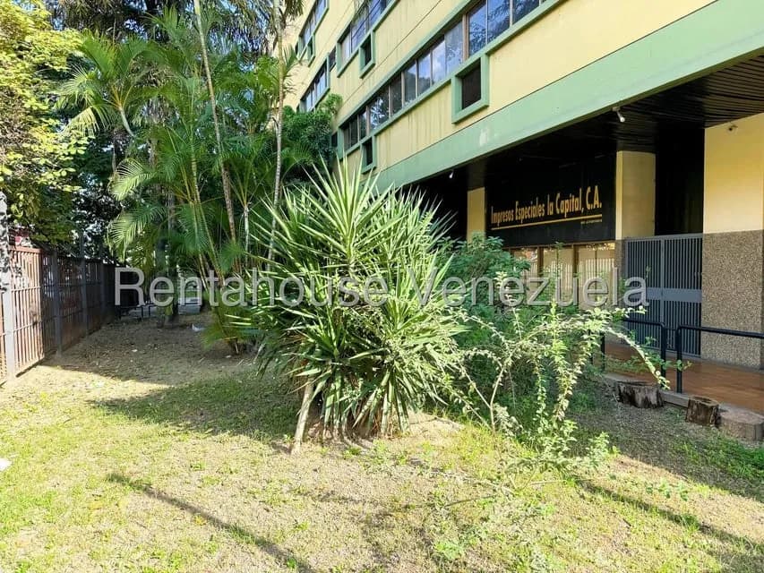 Comercial (Local Comercial) en Alquiler en Los Ruices, Distrito Metropolitano